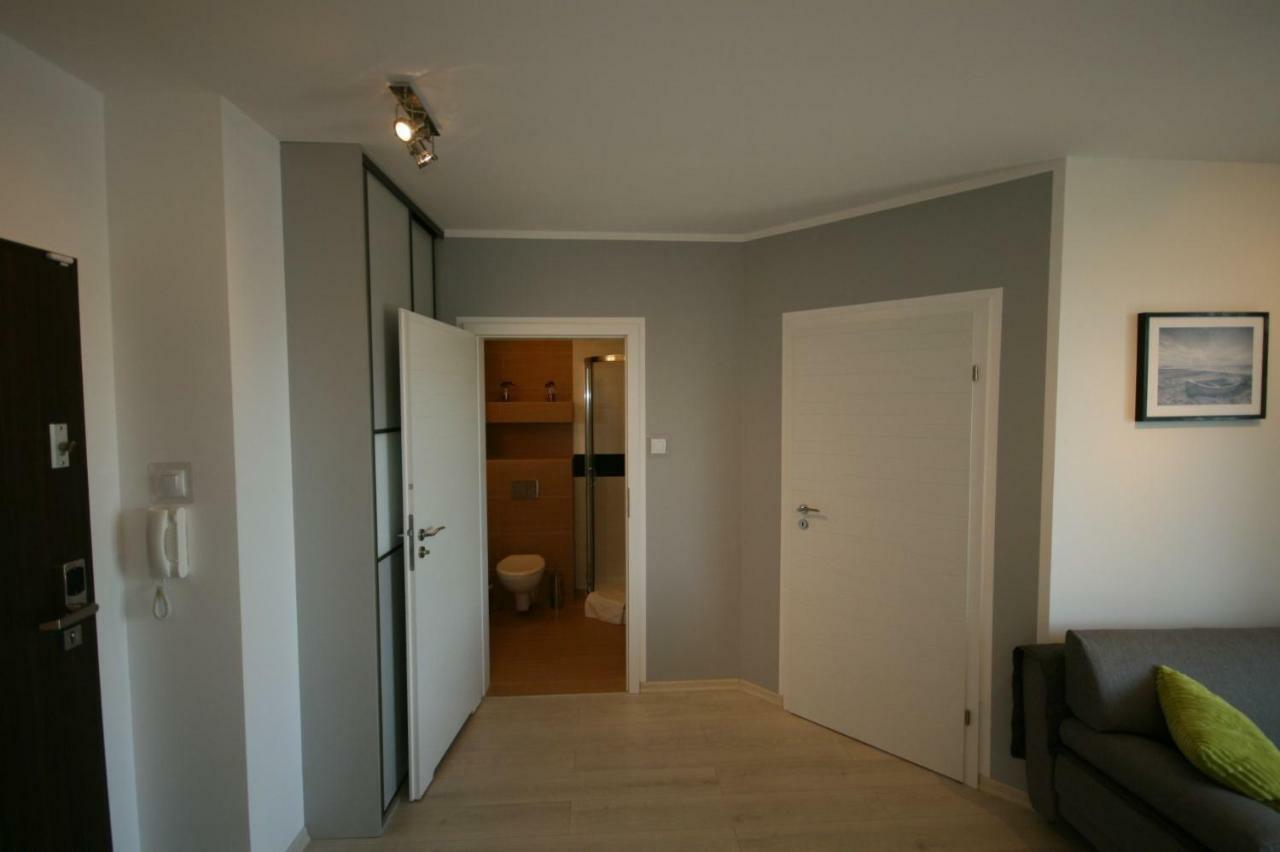 Grey & White Pogodne Apartment Kołobrzeg Exterior foto