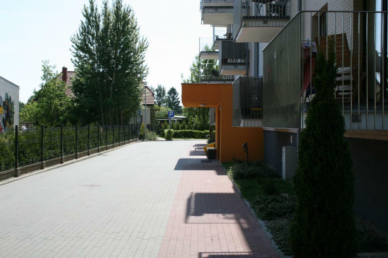 Grey & White Pogodne Apartment Kołobrzeg Exterior foto